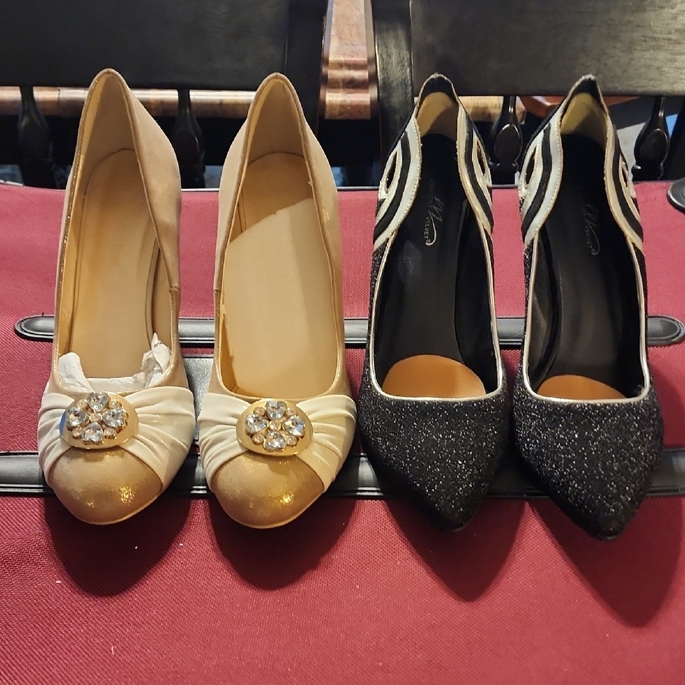 Chic Cream and Black Heels with Rhinestone Embellishments